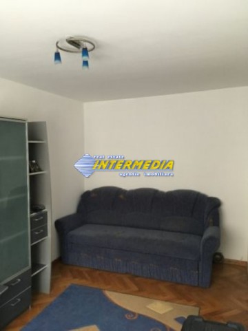 3-camere-decomandat-in-cetate-la-etajul-1-mobilat-4
